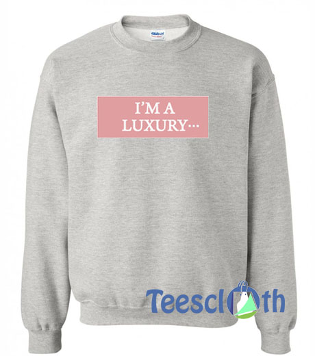 I'M LUXURY Graphic Sweatshirt
