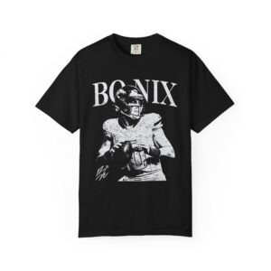 Bo Chapman Nix graphic T-shirt with unique vintage-inspired design